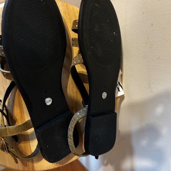 Zara khaki green flat real suede leather sandals with studs NWT - Picture 11 of 13